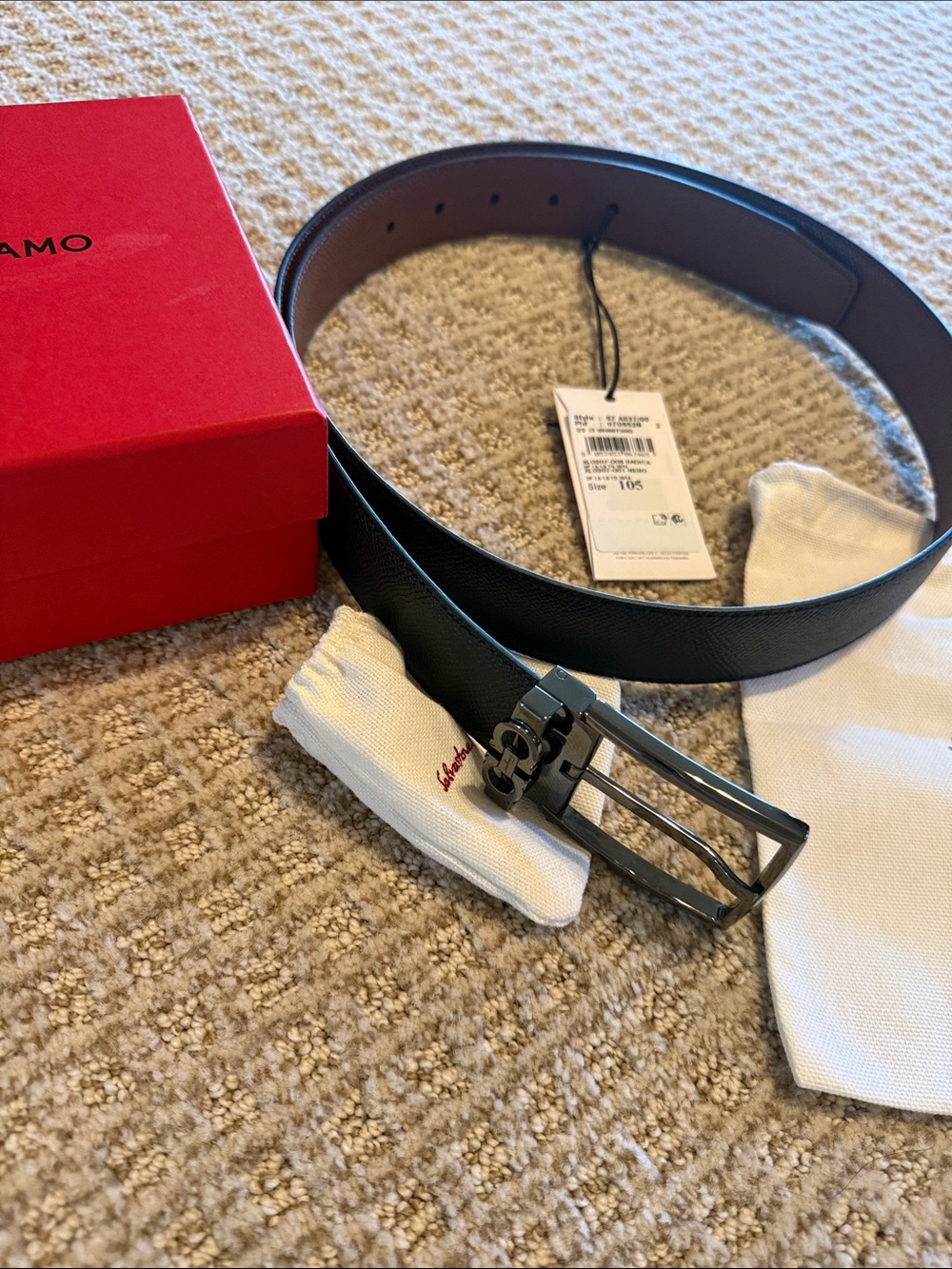 Men’s NWT Salvatore Ferragamo Gancini reversible brown black belt sz 105